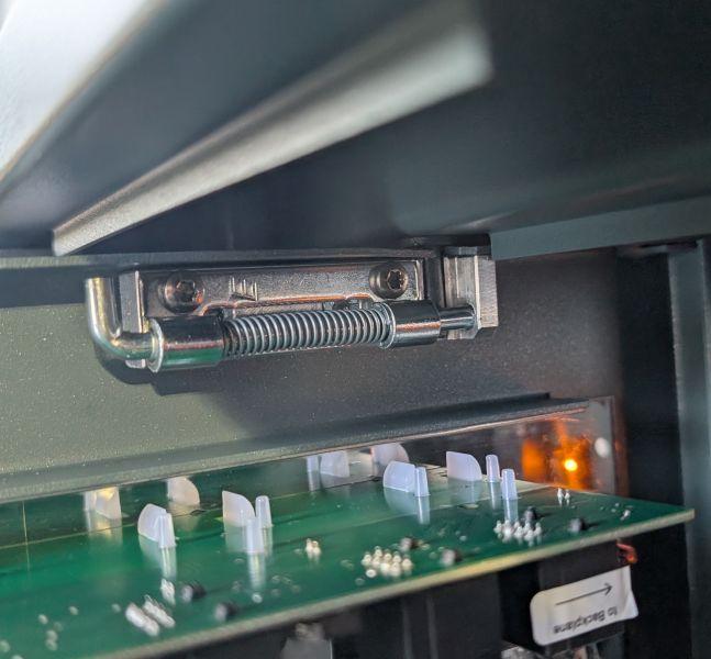 File:DEISTER  Charniere.jpg